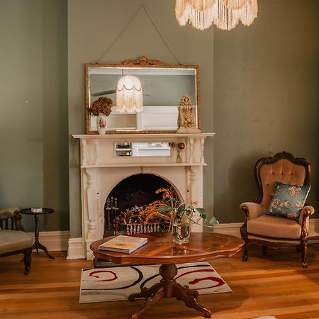 La Cochon Rose Motel Saint Arnaud Extérieur photo