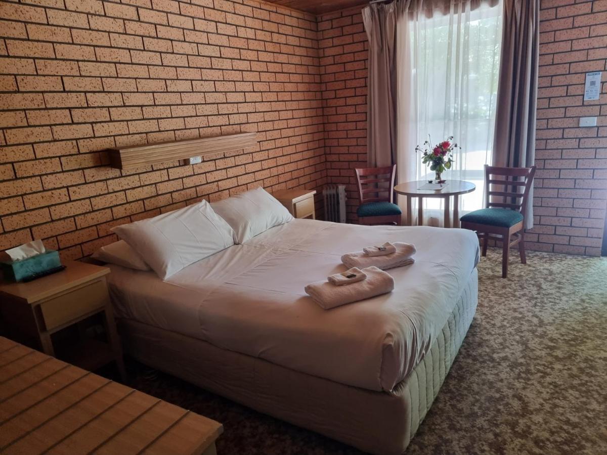 La Cochon Rose Motel Saint Arnaud Extérieur photo
