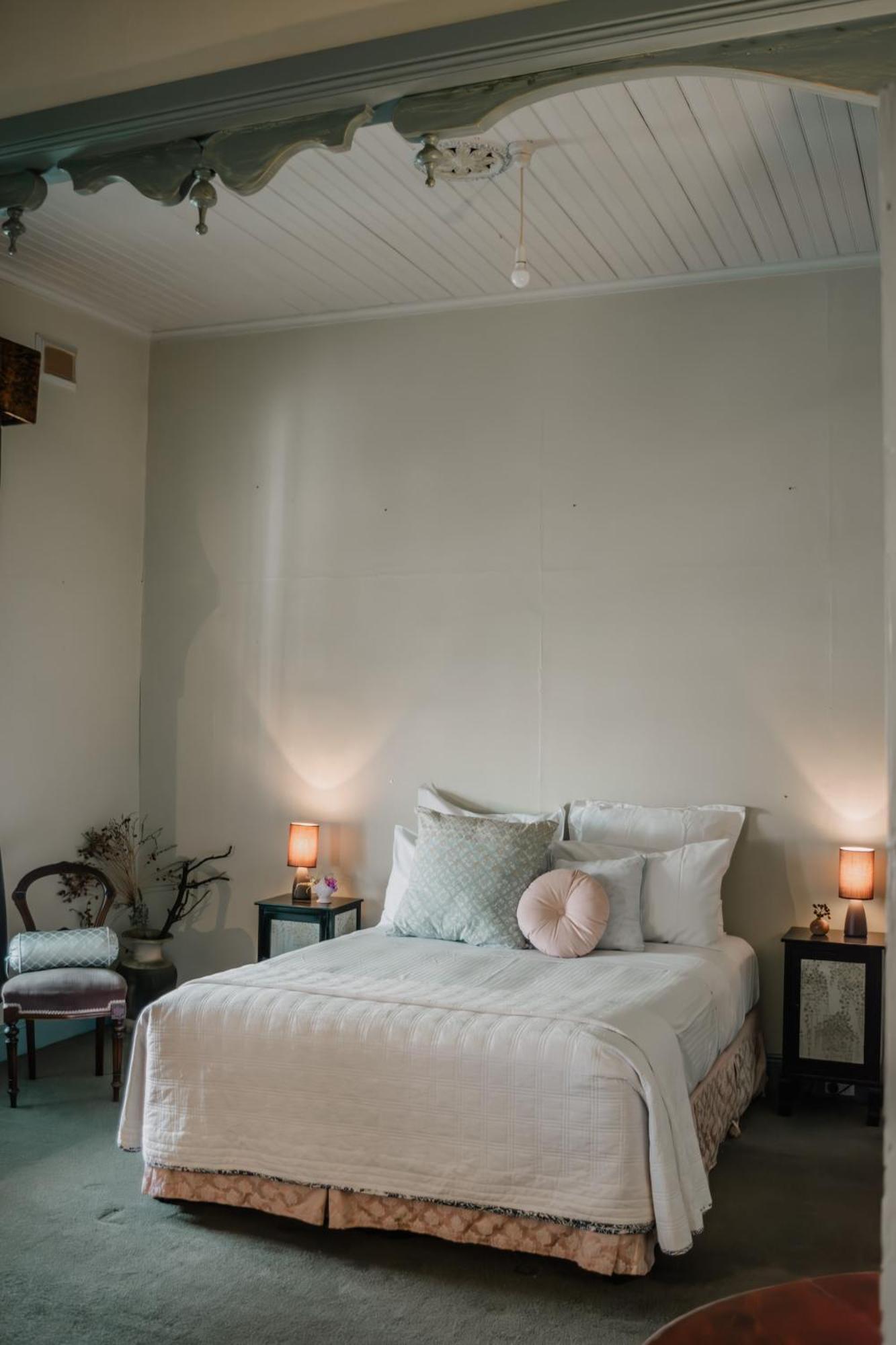 La Cochon Rose Motel Saint Arnaud Extérieur photo